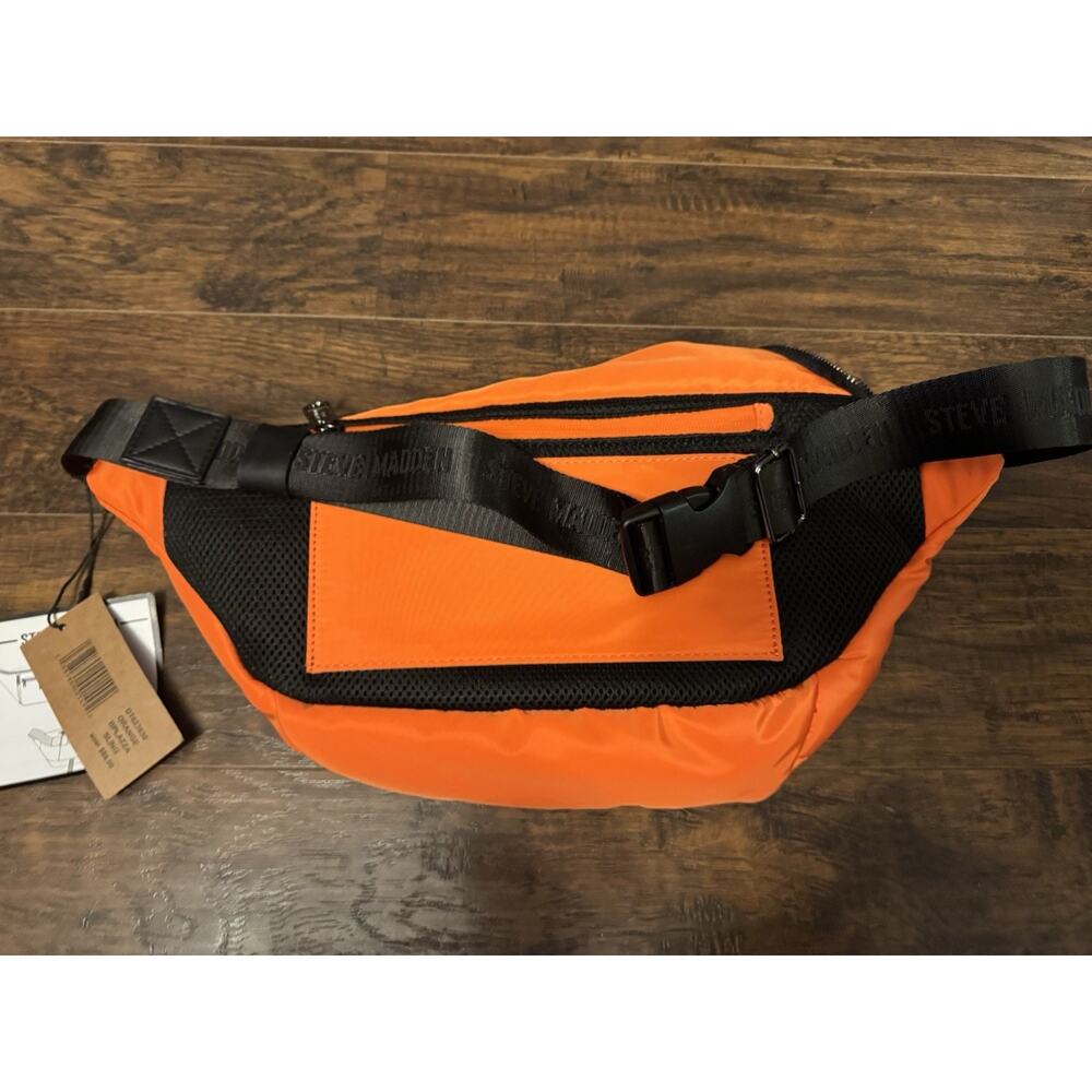 Steve Madden Travel Fanny Pack Large Waist Bag BPLAZZA SLING DT623630 Orange - Picture 6 of 7